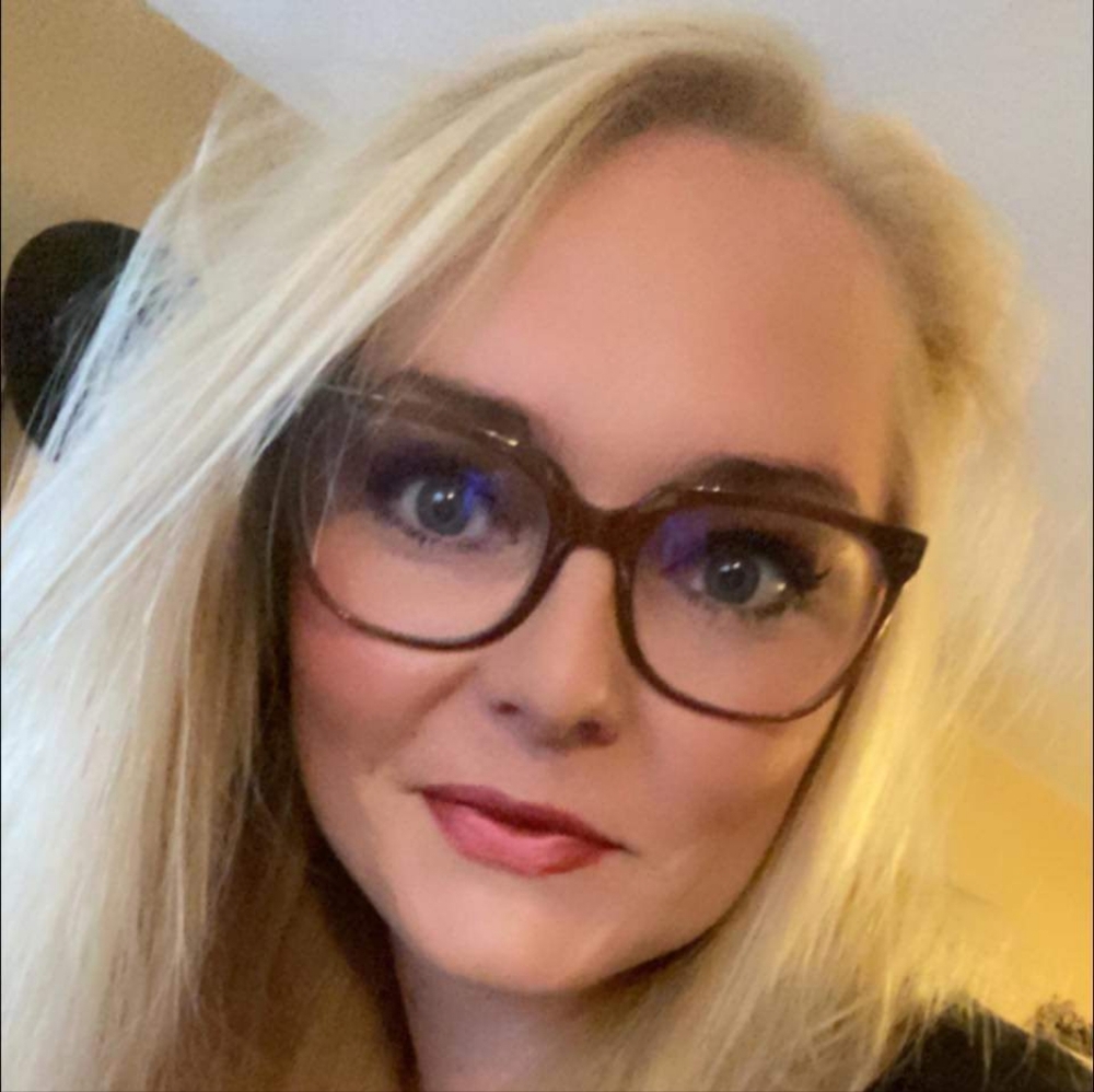 Meet your Posher, Posh